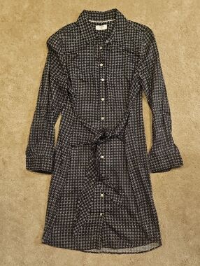 UNTUCKit Black & White Printed Button-Front Midi Dress with Tie Waist